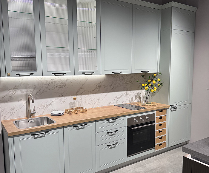 г. Санкт-Петербург, Светлановский проспект, д.12, к.1