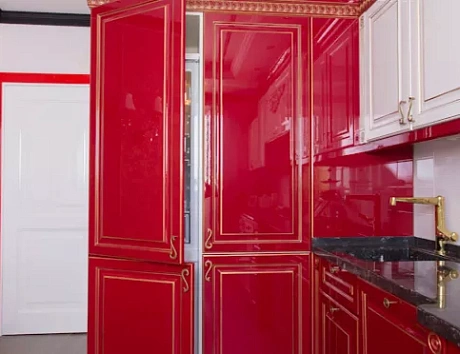 Красная кухня в Екатеринбурге