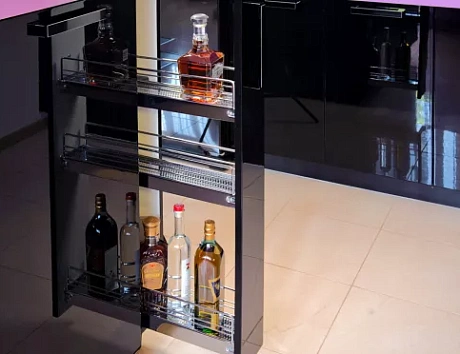 Фиолетовая кухня в Санкт-Петербурге