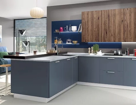 Темная кухня в Тольятти