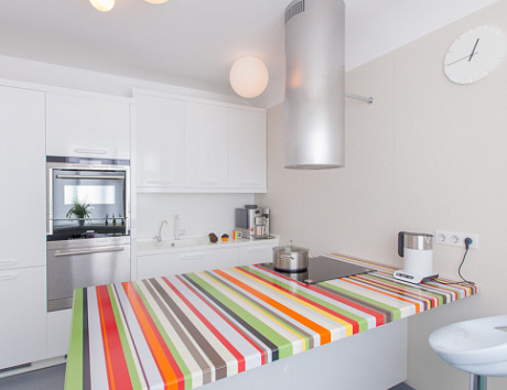 Глянцевая кухня в Ростове-на-Дону