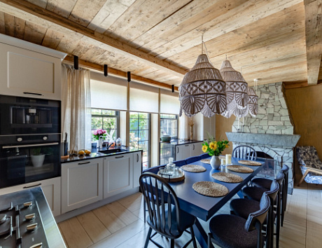 Синяя кухня в Санкт-Петербурге