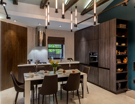 Кухонный гарнитур для маленького помещения должен быть тщательно спланирован и продуман до мелочей. Дизайн интерьера малогабаритной кухни. 