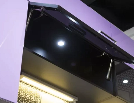 Фиолетовая кухня в Ярославле