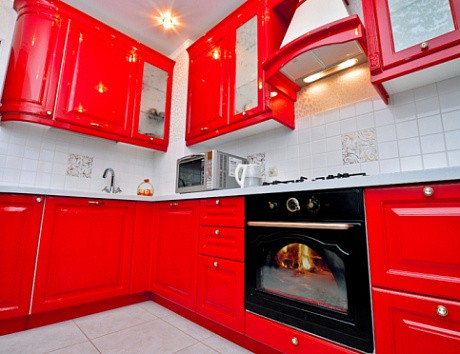 Красная кухня в Южно-Сахалинске