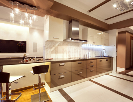 Бежевая кухня в Мурманске