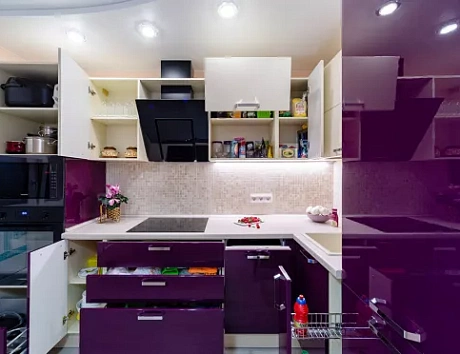 Фиолетовая кухня в Егорьевске