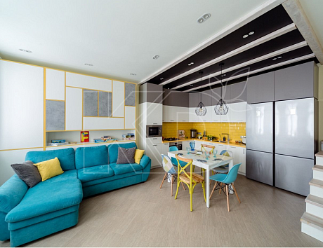 Белая  кухня в интерьере